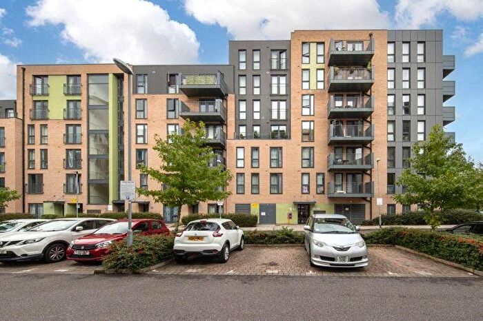 3 Bedroom Flat To Rent In Theodor Court, Nobel Close, NW9
