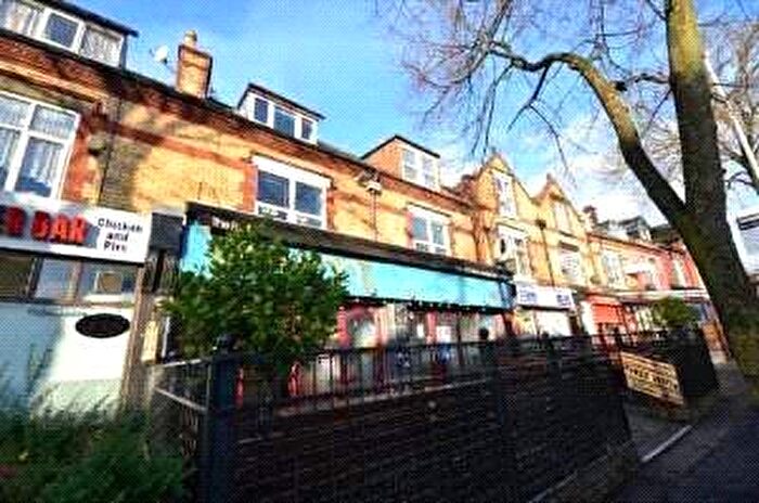 3 Bedroom Apartment To Rent In Manchester Road, Chorlton, Manchester, M21