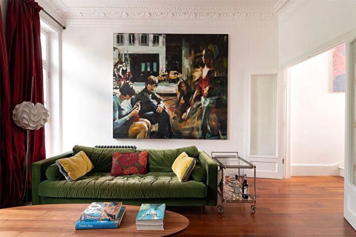 3 Bedroom Flat For Sale In Colville Terrace, Notting Hill, London, W11