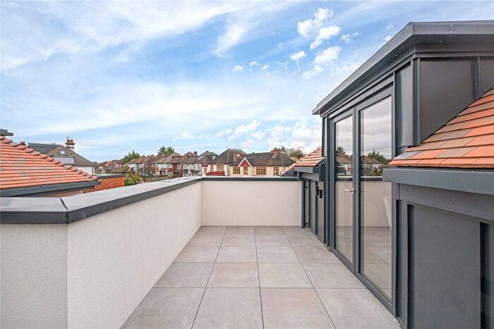 1 Bedroom Flat For Sale In Hawthorn House, Abbotswood Place, Abbotswood Road, London, SW16