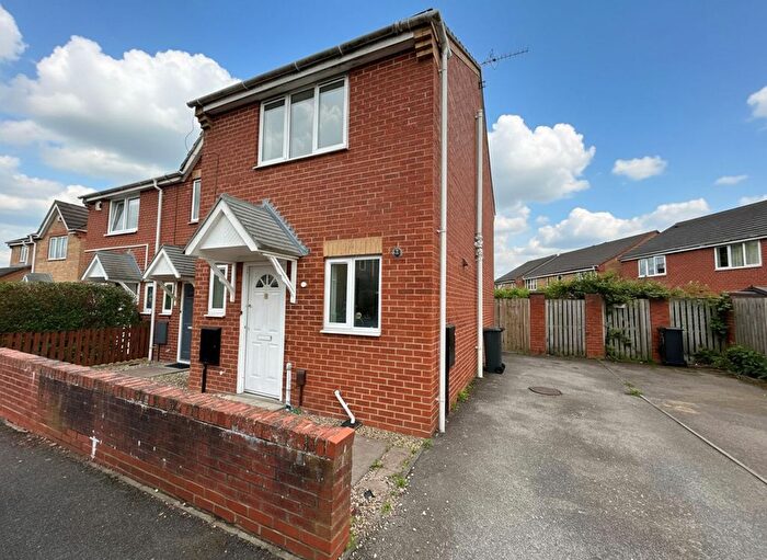 2 Bedroom End Terrace House For Sale In Hedgerow Road, Leicester, LE3