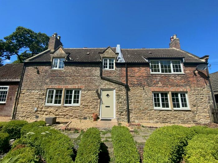 4 Bedroom Detached House To Rent In Ravensworth Park Estate, Lobley Hill, Gateshead, NE11