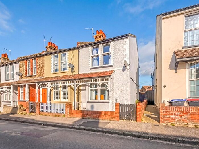3 Bedroom End Terrace House For Sale In Cobblers Bridge Road, Herne Bay, CT6