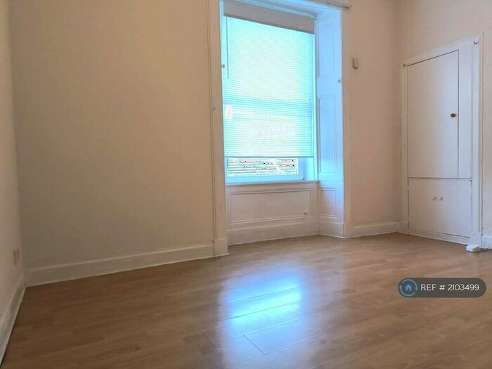 1 Bedroom Flat To Rent In Erskine Street, Dundee, DD4