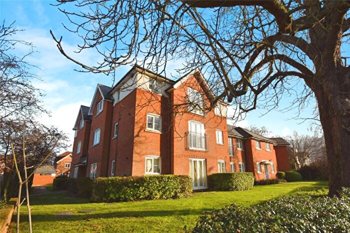 2 Bedroom Flat To Rent In Wendover Road, Aylesbury, Buckinghamshire, HP21