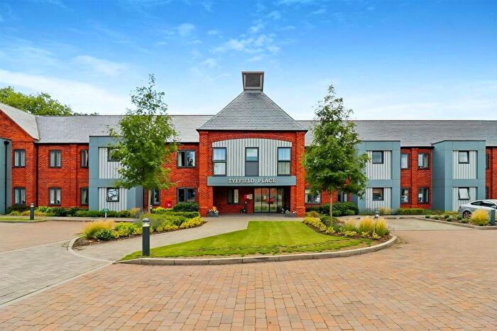 1 Bedroom Flat To Rent In Tyefield Place, Hadleigh, IP7