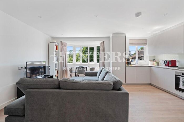 1 Bedroom Flat To Rent In Crouch End Hill, London, N8