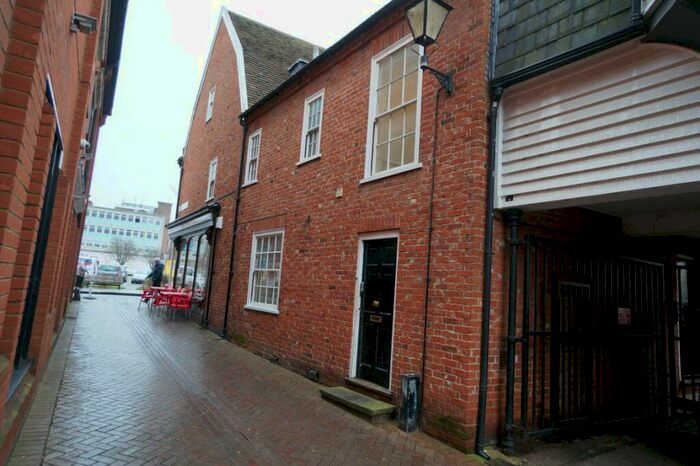 1 Bedroom Flat To Rent In Town Centre, IP4