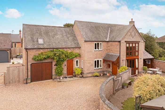 4 Bedroom Detached House For Sale In Ashby Road, Gilmorton, Lutterworth, LE17
