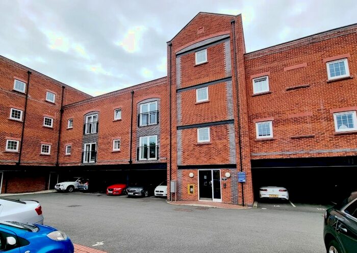 2 Bedroom Flat To Rent In Lulworth Place, Walton, WA4