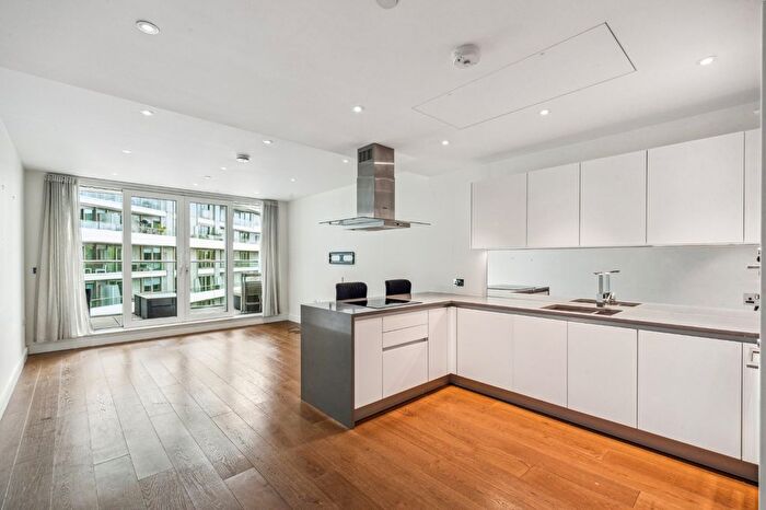 3 Bedroom Flat To Rent In Cascade Court, Sopwith Way, SW11