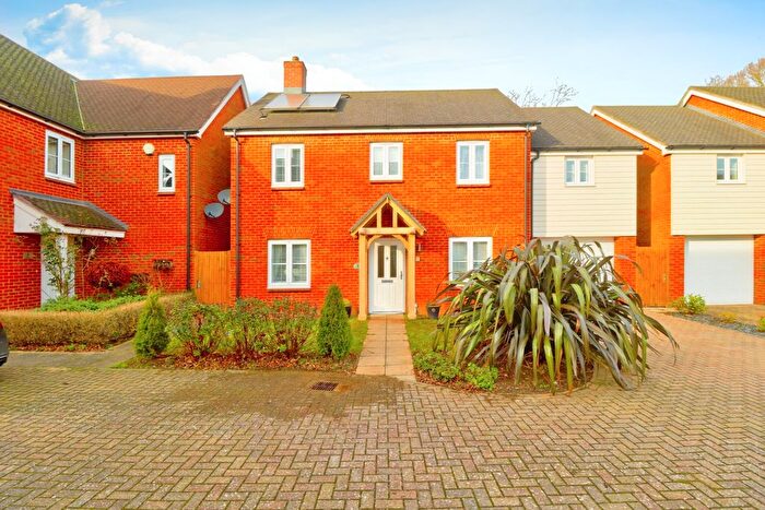 4 Bedroom Detached House For Sale In Oak View, Shadoxhurst, Ashford, TN26