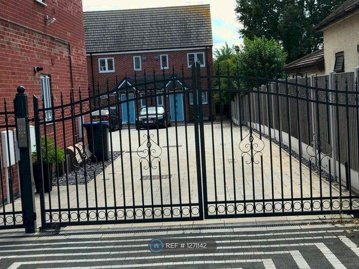 1 Bedroom Flat To Rent In Zahra Court, Hinckley LE10