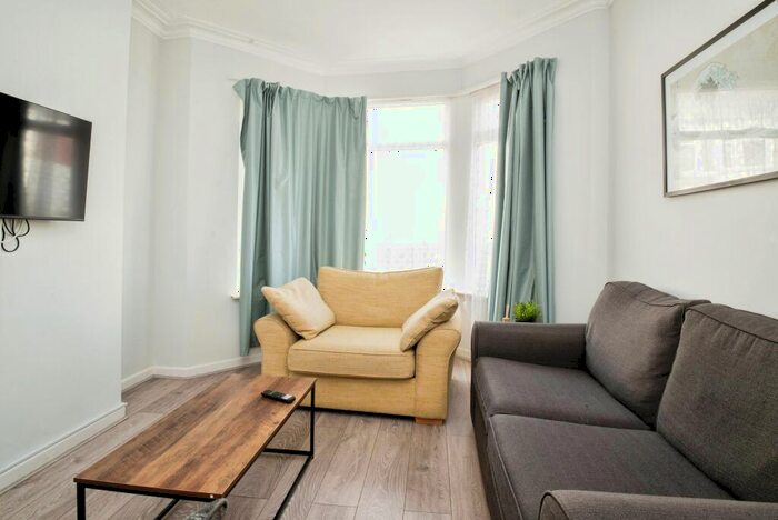 4 Bedroom Terraced House To Rent In Malefant Street, Cardiff, CF24