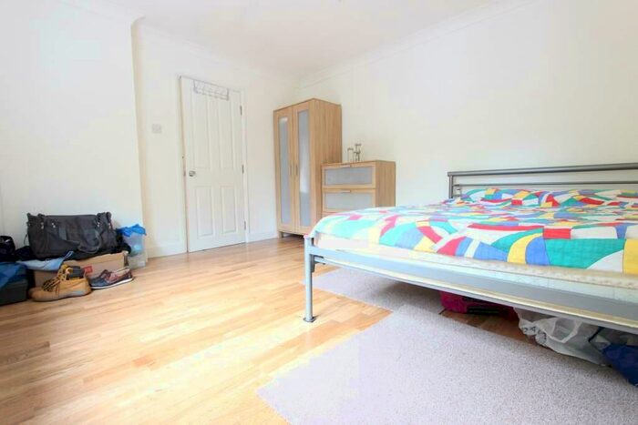 1 Bedroom Apartment To Rent In Goldings Crescent, Hatfield, AL10