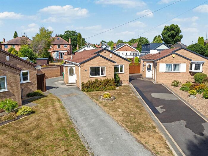 2 Bedroom Bungalow For Sale In Wollaton Paddocks, Nottingham, NG8