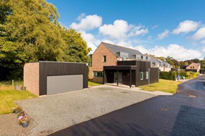 4 Bedroom Detached House For Sale In William Burn Grove, Rosewell, Midlothian, EH24