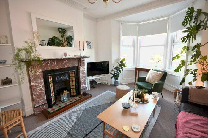 2 Bedroom Flat To Rent In Kelvin Grove, Sandyford, NE2