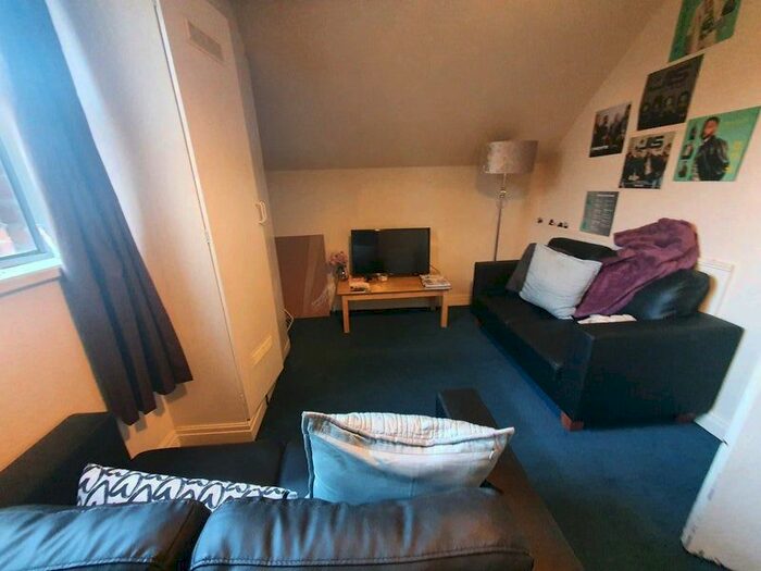 2 Bedroom Flat To Rent In Egerton Rd, Fallowfield Manchester, M14