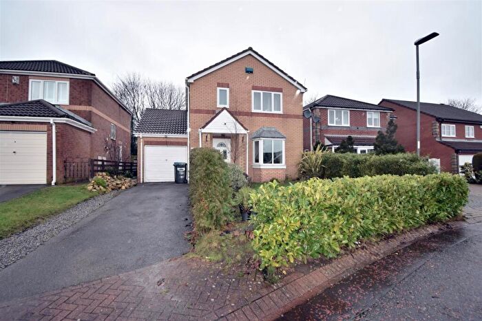 3 Bedroom Detached House For Sale In Crompton Court, Ferryhill, DL17