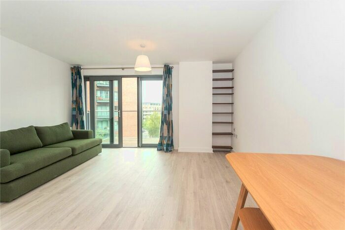 1 Bedroom Apartment To Rent In Surrey Quays Road, Canada Water, London, SE16