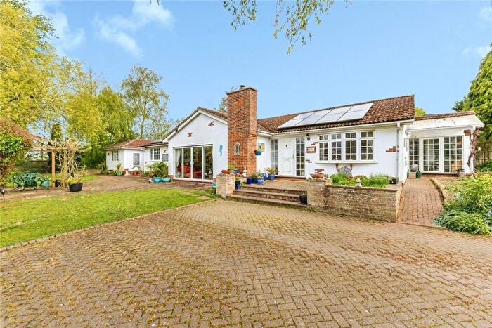 5 Bedroom Detached House For Sale In Welford Road, Northampton, Northamptonshire, NN2