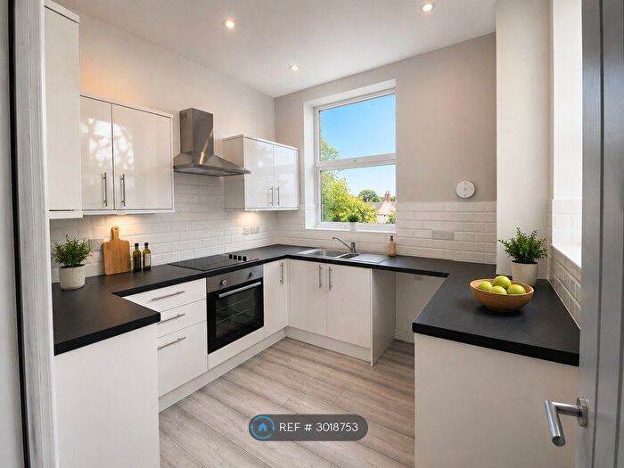 2 Bedroom Flat To Rent In Thorburn Road, Wirral, CH62
