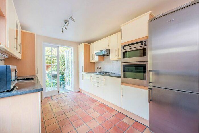 4 Bedroom Property To Rent In Fraser Street, Glebe Estate, London, W4