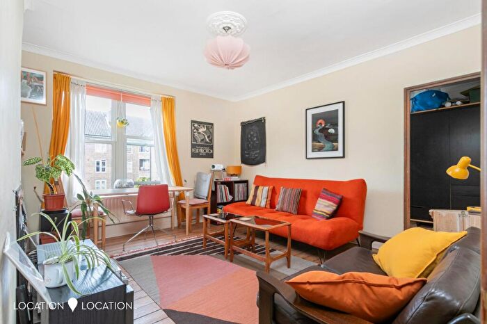 3 Bedroom Flat To Rent In Amhurst Road, Eastdown House Amhurst Road, E8