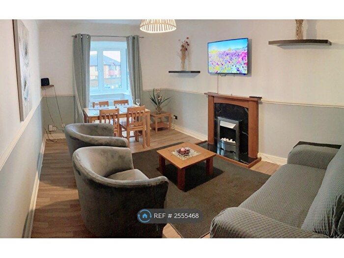 2 Bedroom Flat To Rent In Stephenson Way, Corby, NN17