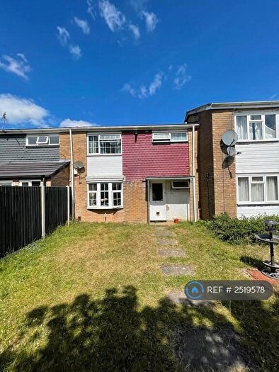 3 Bedroom Terraced House To Rent In Hithercroft Road, High Wycombe, HP13