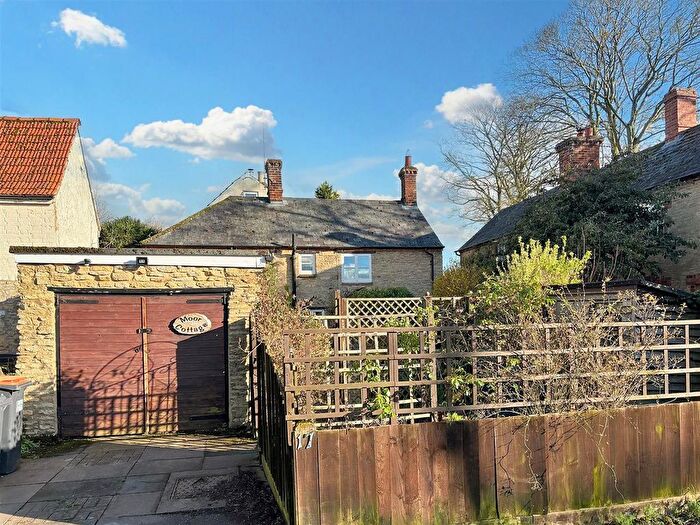 2 Bedroom Cottage For Sale In Moor Cottage, The Moor, Carlton, MK43