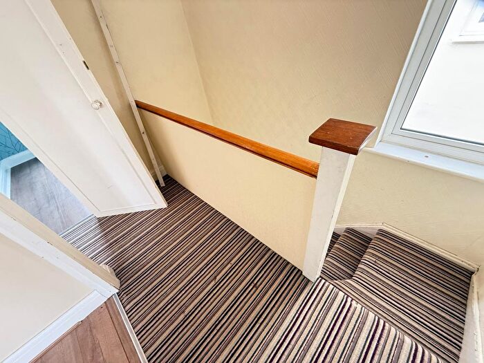 2 Bedroom Flat To Rent In The Grove, Kingsbury, London, NW9