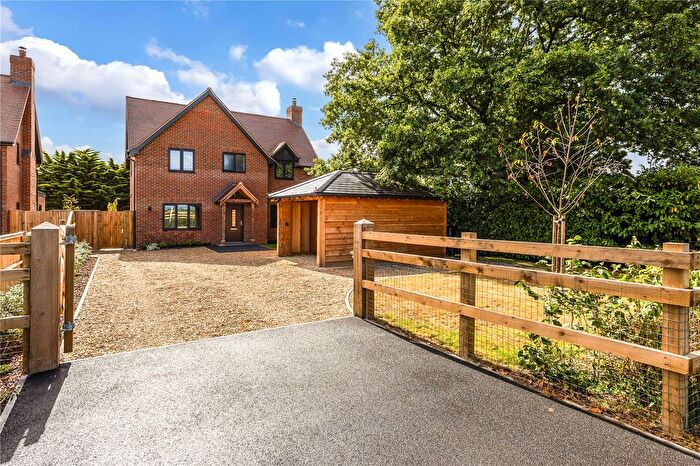 4 Bedroom Detached House For Sale In Heath Road, Soberton, Southampton, Hampshire, SO32