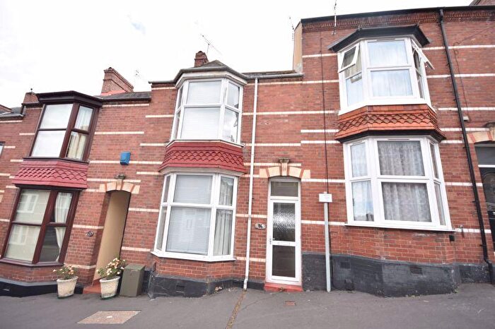 3 Bedroom Terraced House To Rent In Herschell Road, St James, Exeter, EX4