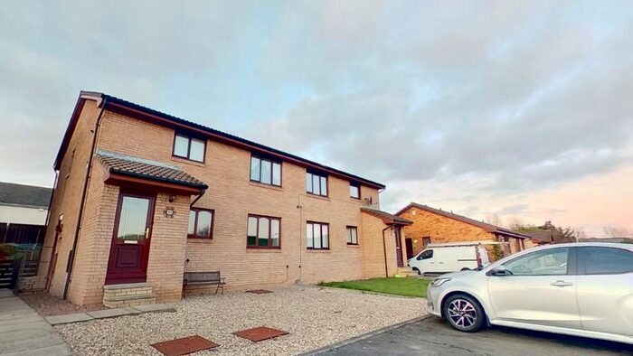 2 Bedroom Flat To Rent In Cantlie Place, Rosyth, Fife, KY11