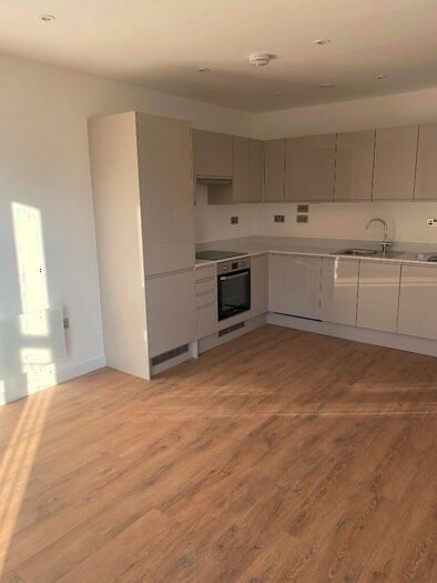 1 Bedroom Flat To Rent In Flat Westbrook Mills Thackeray Lane, Godalming, Surrey, GU7