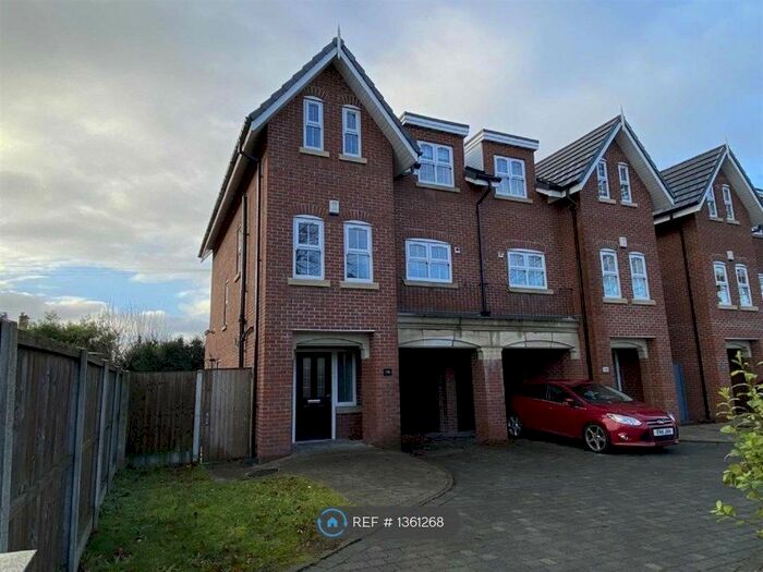 4 Bedroom Semi-Detached House To Rent In Park Road, Timperley, Altrincham, WA15