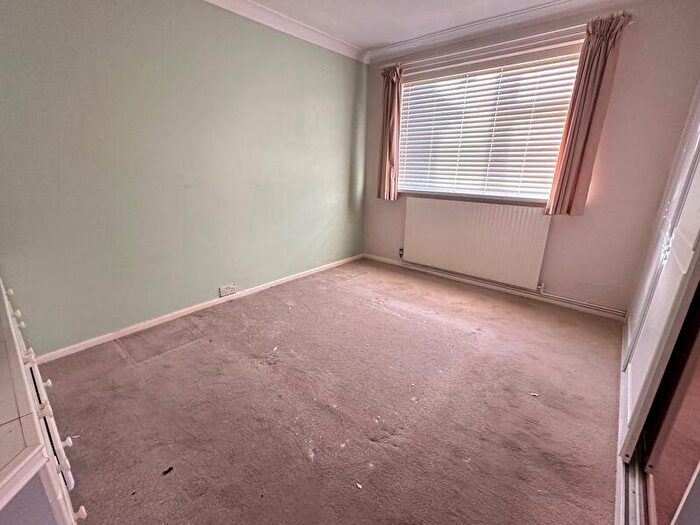 2 Bedroom Semi-Detached House For Sale In Waltham Chase, SO32