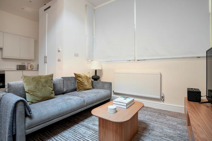 2 Bedroom Flat To Rent In Knightsbridge, London, SW7