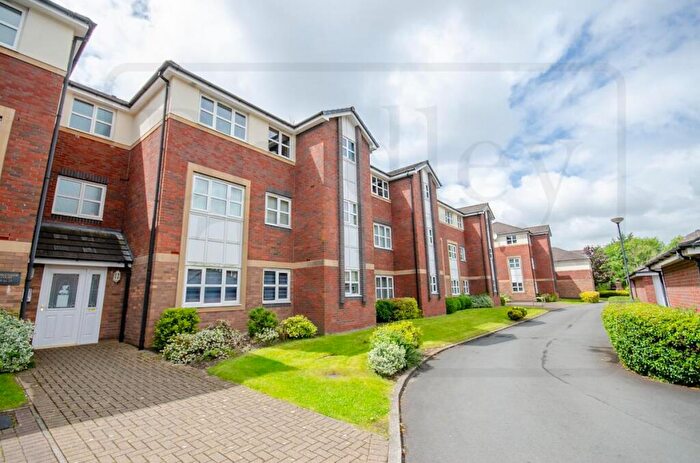 2 Bedroom Flat For Sale In Beamont Drive, Preston, PR1