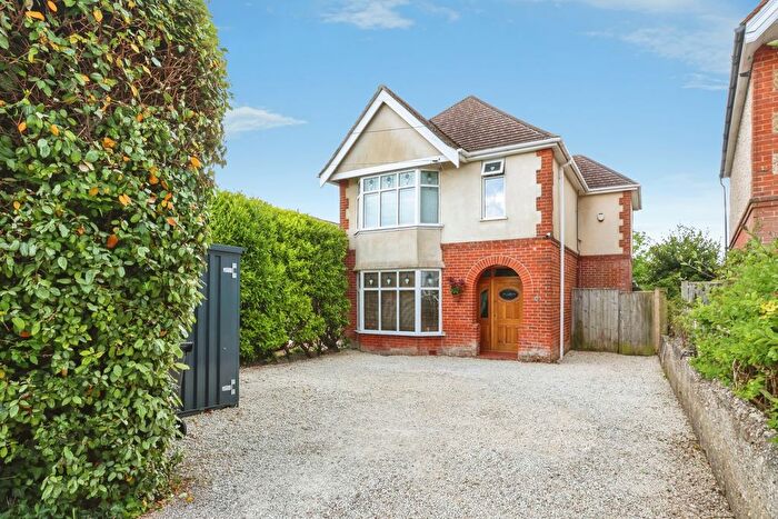 4 Bedroom Detached House For Sale In Alder Road, Branksome, Poole, Dorset, BH12