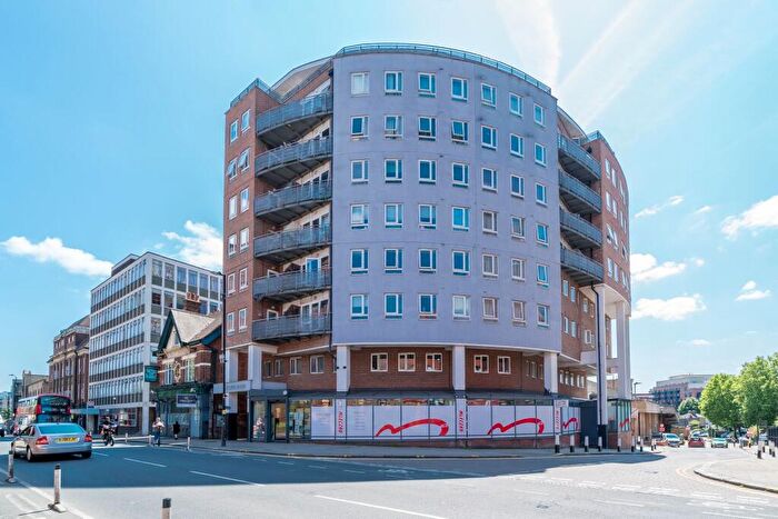 2 Bedroom Flat For Sale In Station Road, Eclipse House, N22