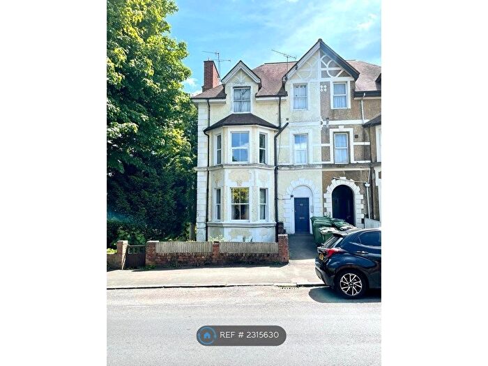 1 Bedroom Flat To Rent In Woodbury Park Road, Tunbridge Wells, TN4