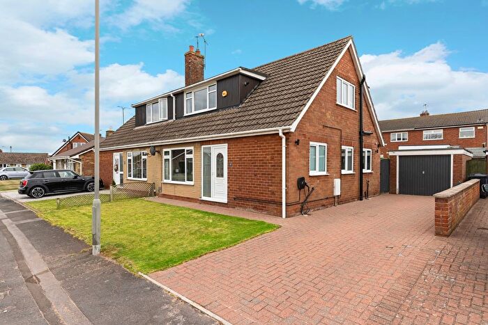 3 Bedroom Semi-Detached House For Sale In Greenacres Crescent, Brayton, Selby, North Yorkshire, YO8