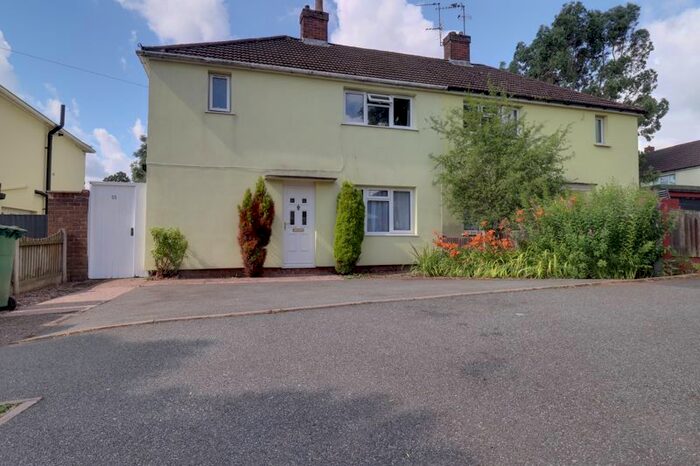 3 Bedroom Semi-Detached House To Rent In Bagots Oak, Stafford, ST17