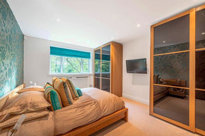 2 Bedroom Flat To Rent In Holders Hill Road, Holders Hill, London, NW4