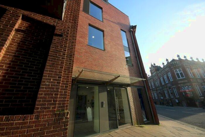 2 Bedroom Flat To Rent In Clifford Street, York, YO1