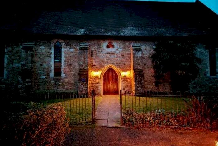 3 Bedroom Flat To Rent In Fennel Close, Maidstone, ME16