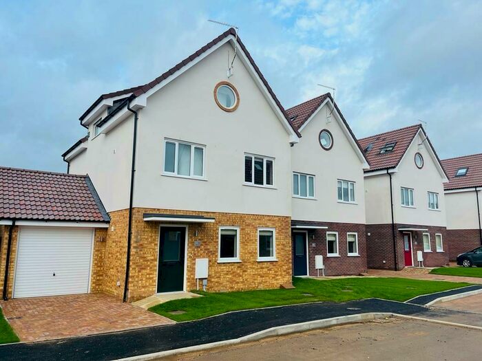 5 Bedroom Detached House To Rent In Osprey Place, March, PE15